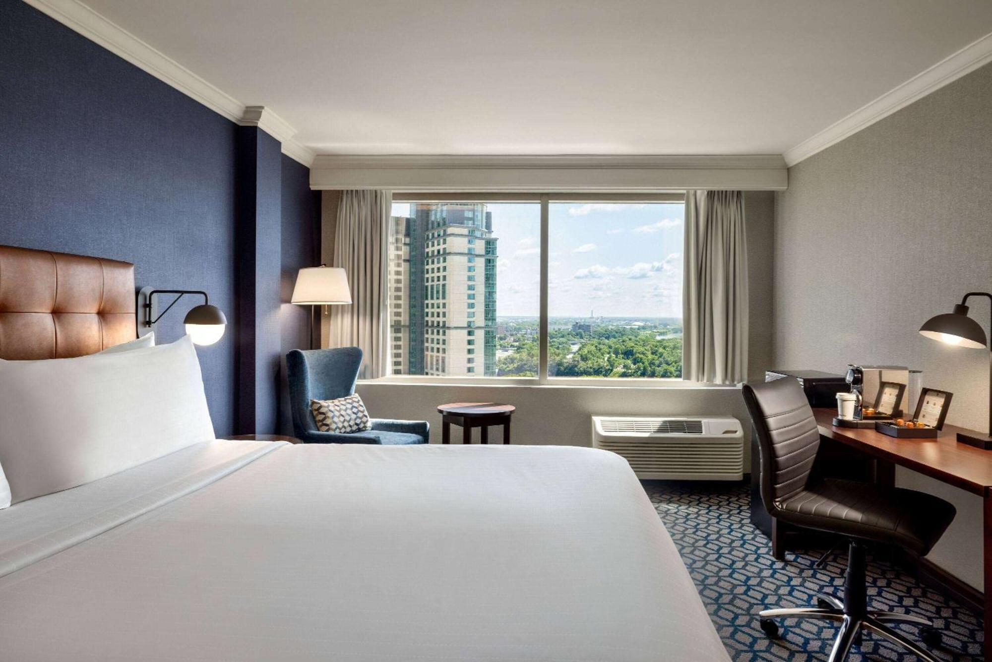 Wyndham Grand Fallsview Hotel Niagara Falls Exterior photo